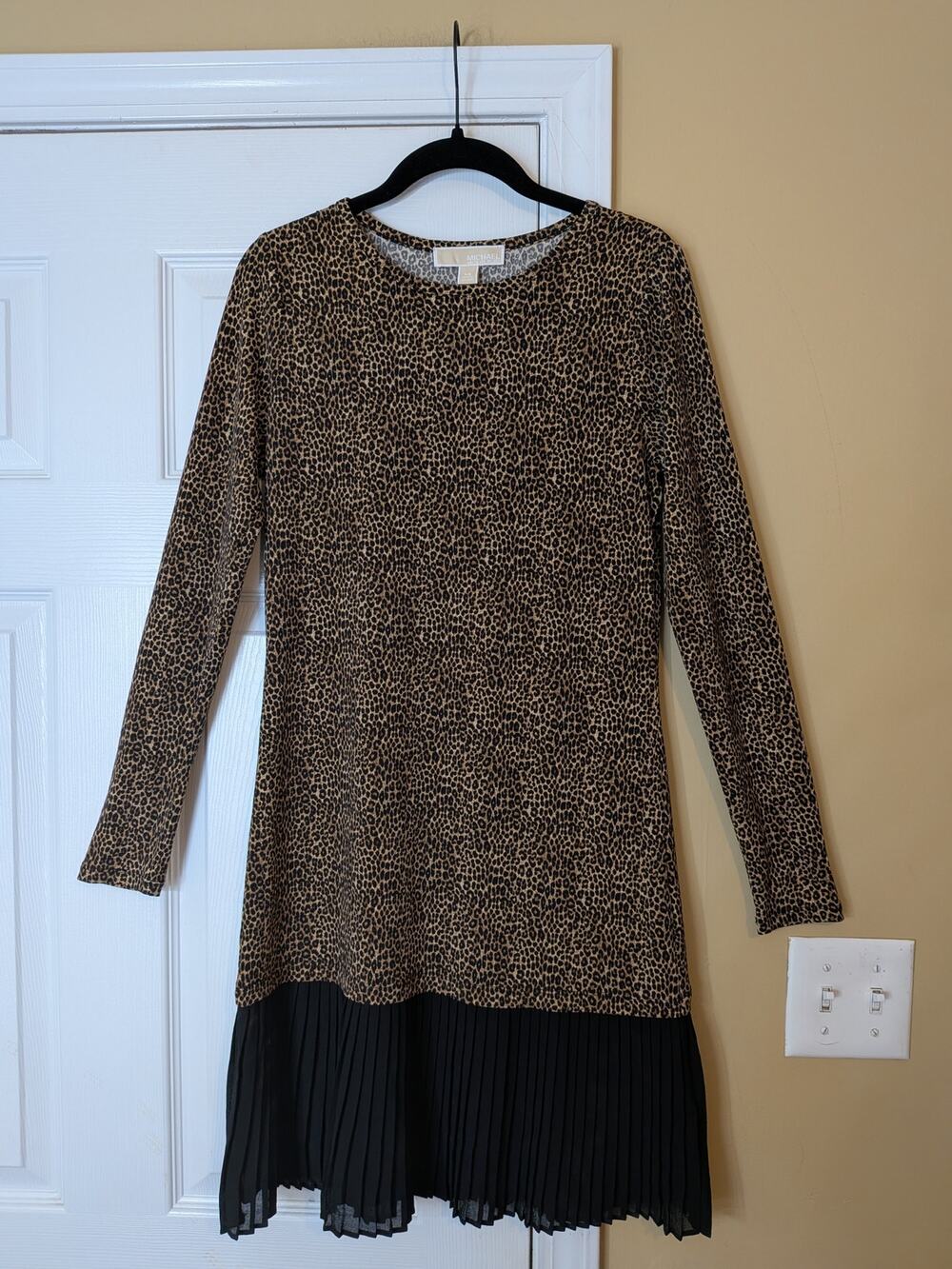 Michael Kors Leopard Print Pleated Hem Dress Dize XS NWT Designer Mini Dress